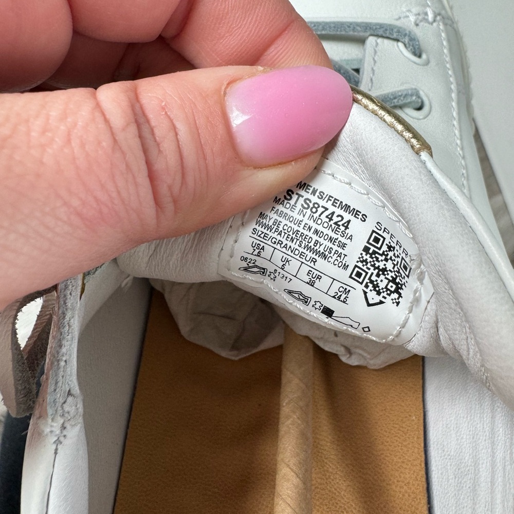 Sperry Women's ANCHOR PLUSHWAVE LEATHER sneakers, 7.5 - Picture 3 of 6